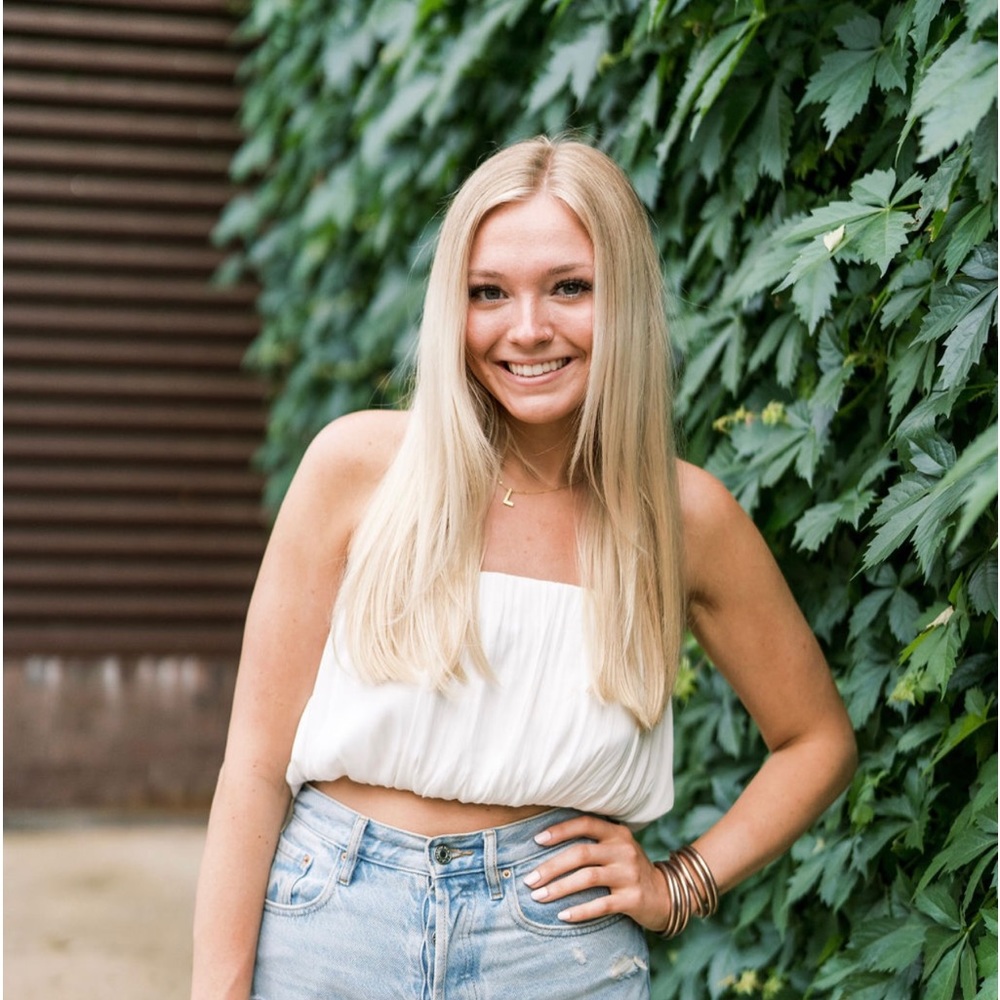 Meet your Posher, Lauren